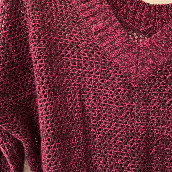 Express sweater - Picture 3 of 3